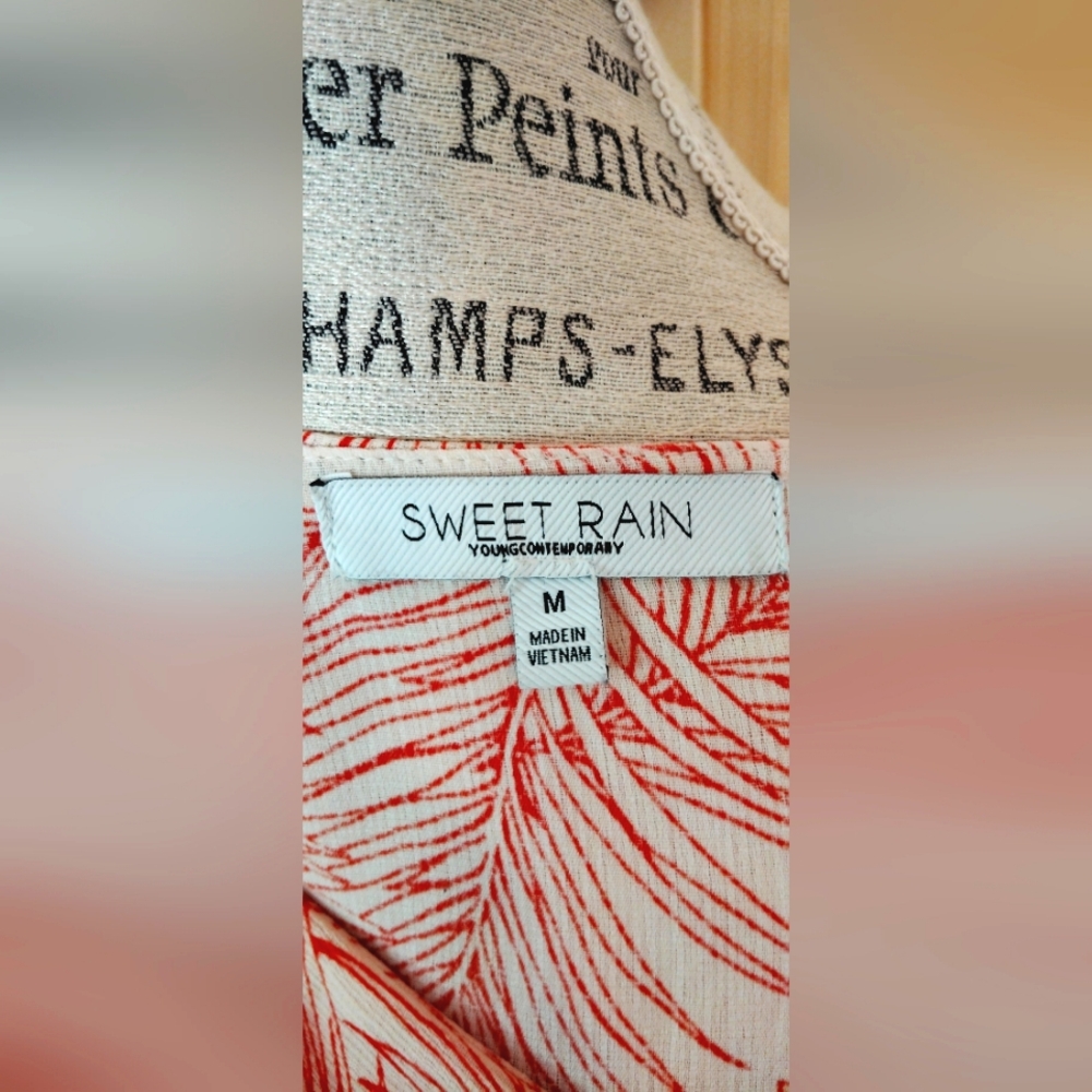 Sweet Rain Tropical Off-Shoulder Top - Picture 6 of 7